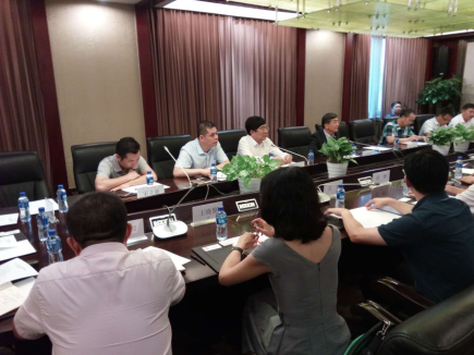  長(zhǎng)春市深化智慧城市、醫(yī)養(yǎng)結(jié)合色小鎮(zhèn)、觀光城鎮(zhèn)開(kāi)發(fā)等項(xiàng)目合作交流會(huì)現(xiàn)場(chǎng)